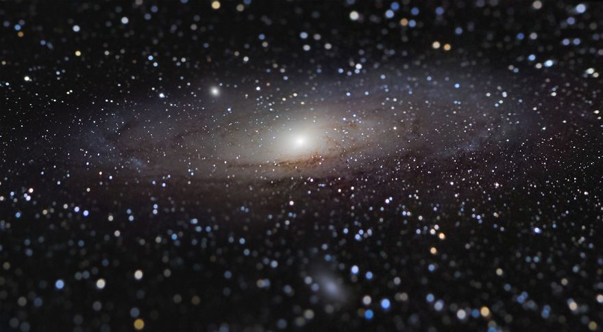 זוכה הגלקסיות והזוכה הכללי - 'גלקסיית אנדרומדה באורך זרוע' מאת ניקולה לפאדו.jpg