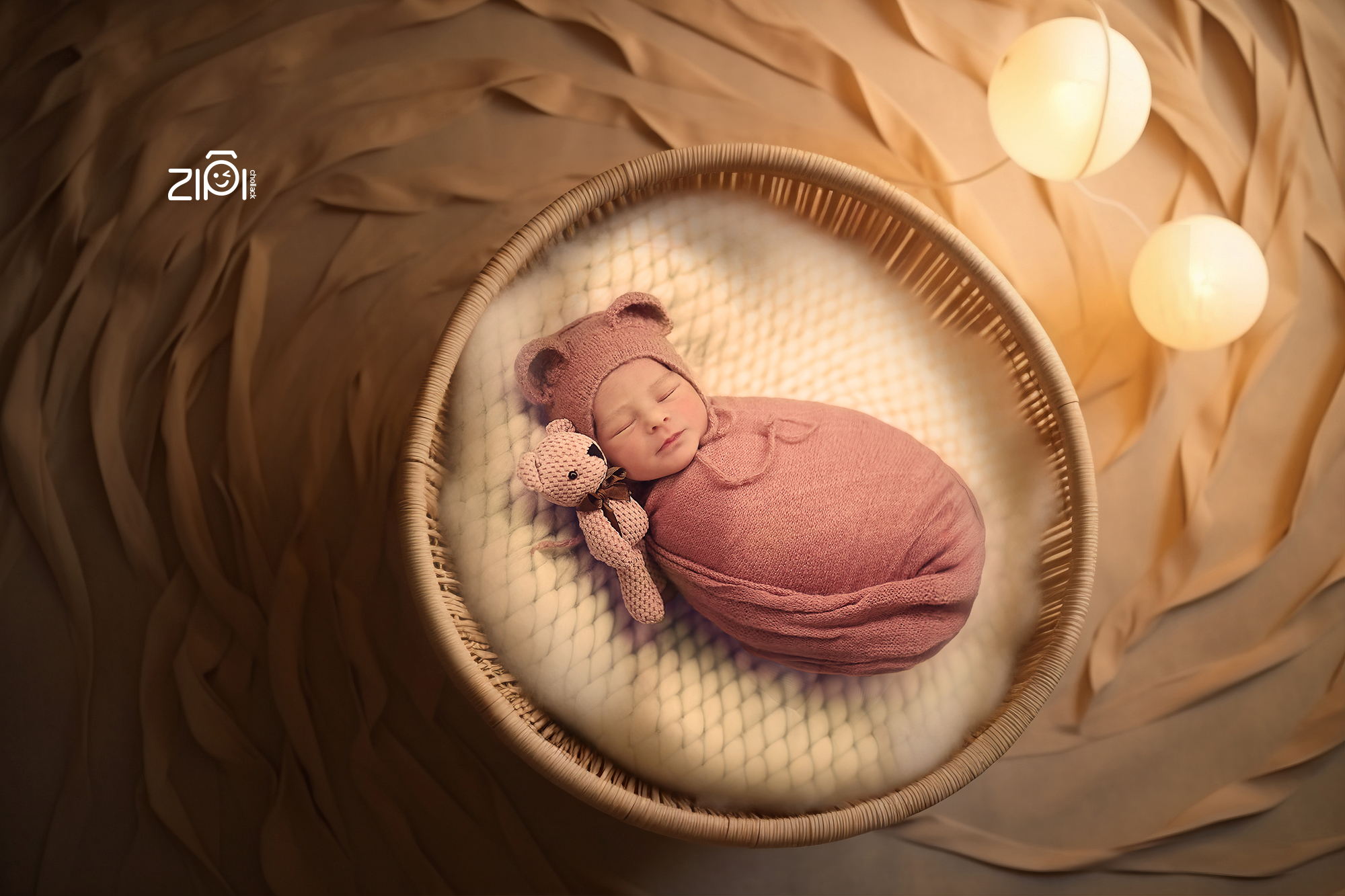 close-up-new-born-baby-sleeping copy 2.jpg