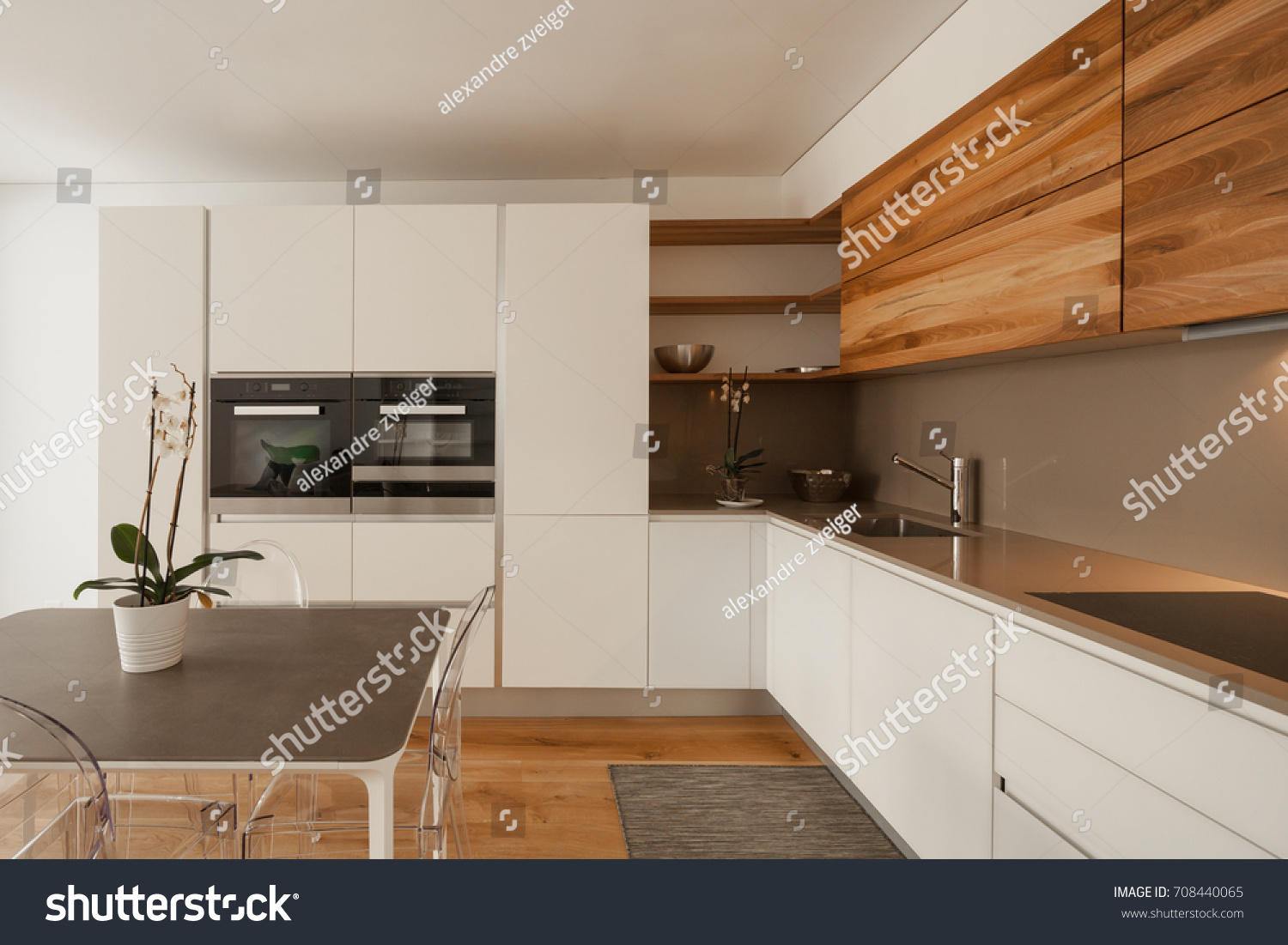 stock-photo-elegant-modern-kitchen-nobody-inside-708440065.jpg