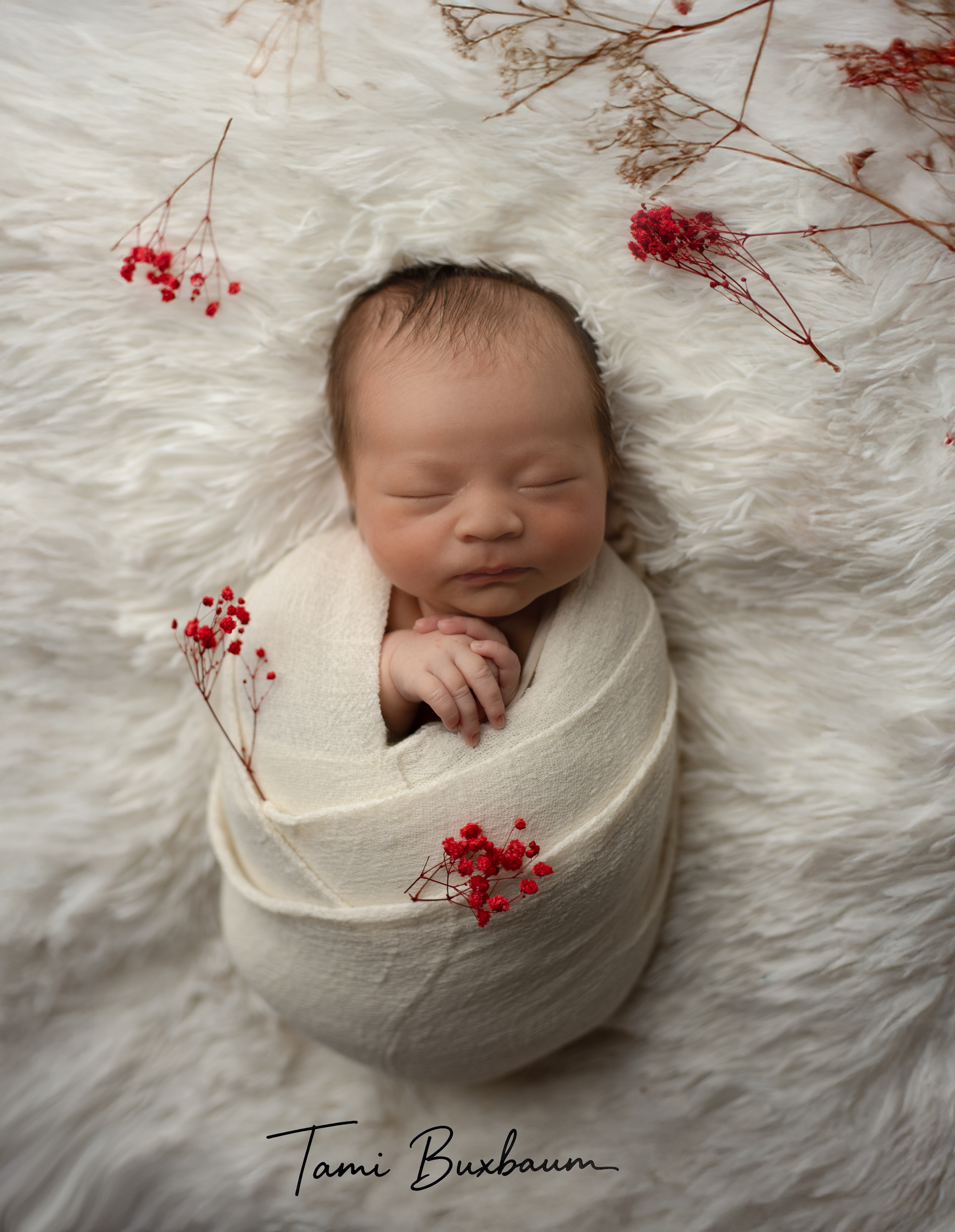 פרווה לבן עם פרחים.jpg