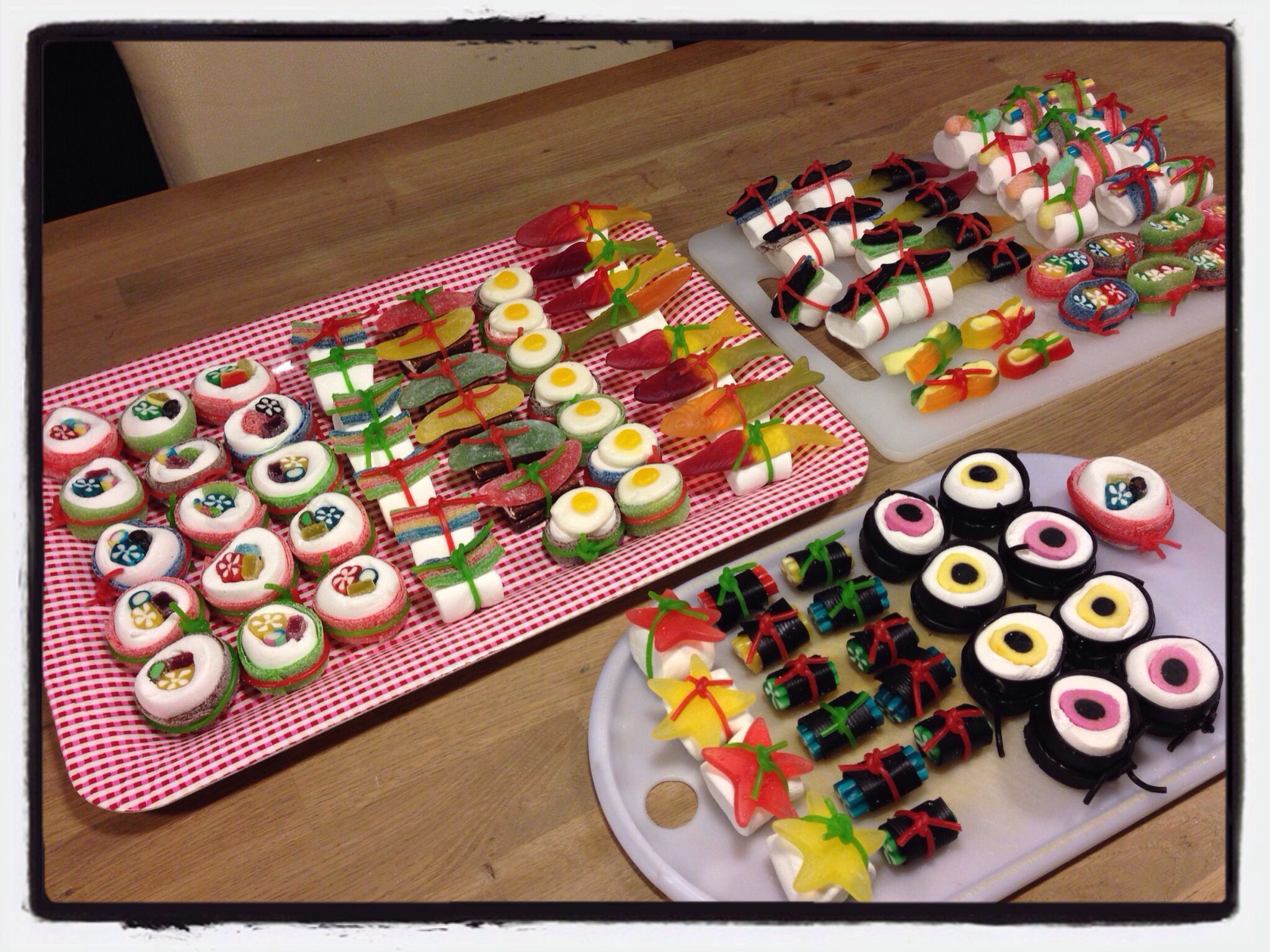 44 סושי ממתקים ideas