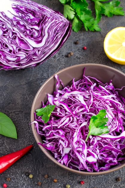 purple-cabbage-salad-bowl_94255-611.jpg