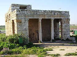 250px-Roman_Mausoleum_in_Mazor%2C_Israel.jpg